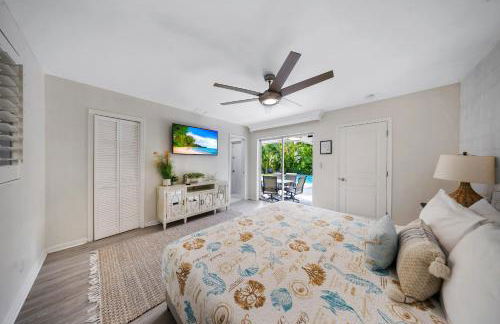 Tropical Villa Retreat with Private Pool & Peaceful Backyard - Stylish Escape in a Tranquil Residential Area - Foto 30