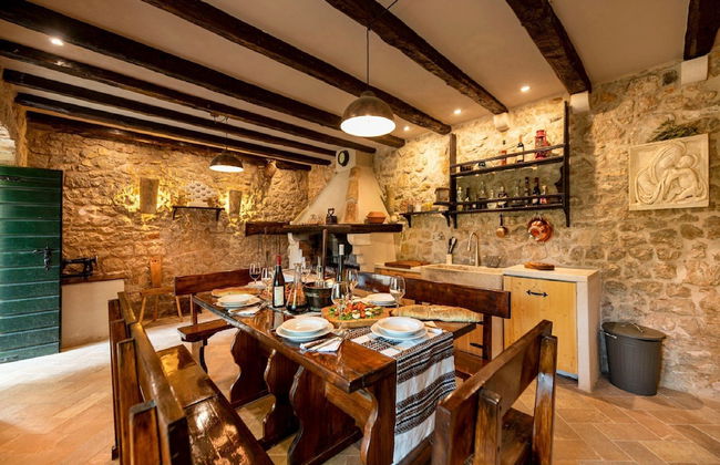 Authentic Stone House Lola - Foto 22