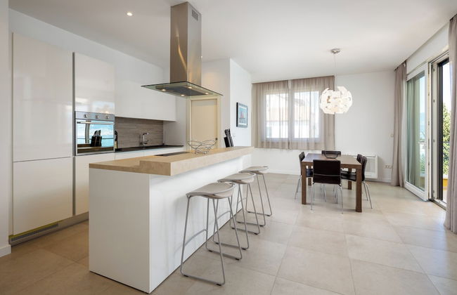 Acadia Beach Villas & Apartments, Slatine - Photo 31