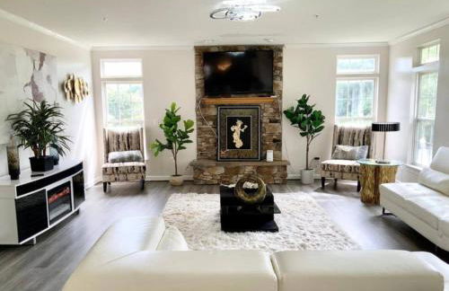 Spacious 7BR Retreat W/Gym Near DC-Family Friendly - Foto 68