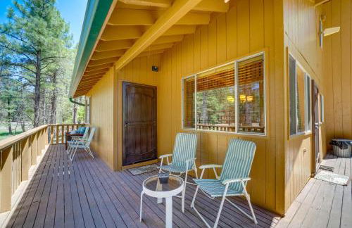 Hike and ATV Secluded Happy Jack Cabin with Deck - Foto 20