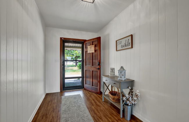 Spacious Home - Fire Pit, BBQ and Outdoor Seating! - Foto 27