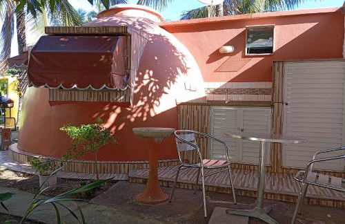 Chalé em Búzios 100m da Praia de Tucuns - Foto 1