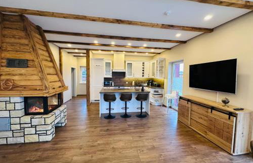 Ferienhaus MILA - Pool, Sauna, Whirlwanne, 5000qm Privatgelände mit Bolzplatz - Foto 2