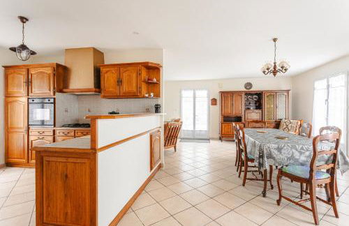 Maison Lumineuse Près La Rémigeasse - Foto 10