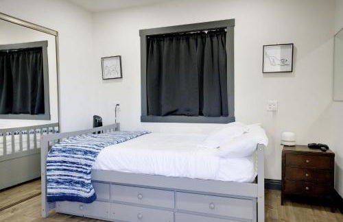 The Black and White House - Foto 3