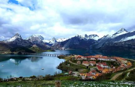 Riaño en las Montañas de Carmen VUT-LE-4950 - Foto 24