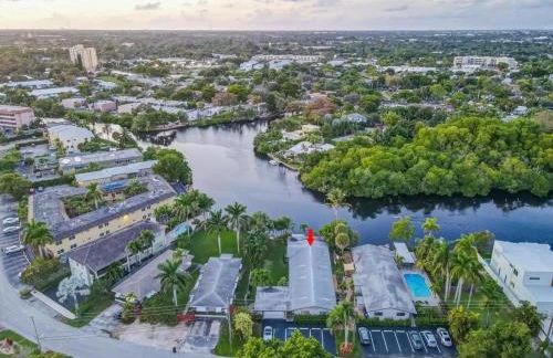 Waterfront Apartment Private Patio Pool - Foto 48