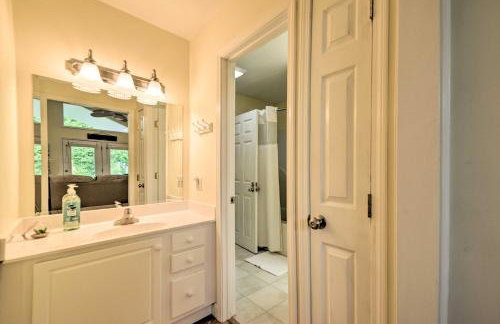 Kentucky Lake House with a Great Outdoor Space! - Foto 12