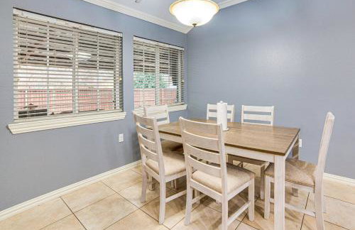 Dallas Area Home with Hot Tub, Families Welcome! - Foto 8