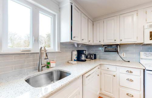 Cape Cod Playhouse - Foto 8