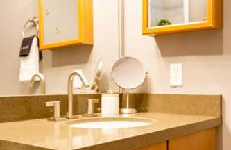 Happy Cactus Walkable 2BR by UofA and Parking - Foto 8