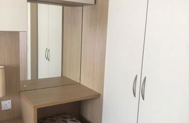 Seaside 2-Bed Caravan Retreat - Sleeps 6 & Parking - Foto 25