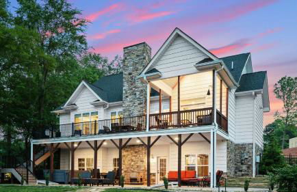 Spacious Waterfront Home on Lake Norman with Firepit Views and Dock Access - Foto 54