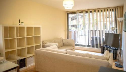 Leeds Vibrant 2 Bedroom Sleeps 4 - Foto 4