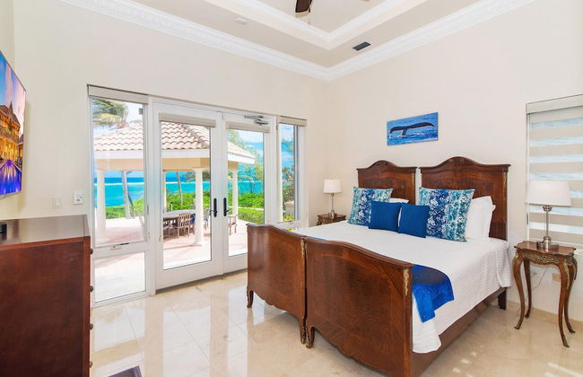 Blue Water Villa - Photo 5