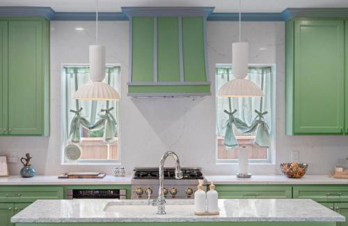 Spacious, Peaceful, Historic - 3 Minute Walk to the Square - Foto 50