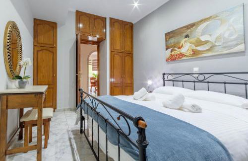 Angela a la Corfu - Foto 12