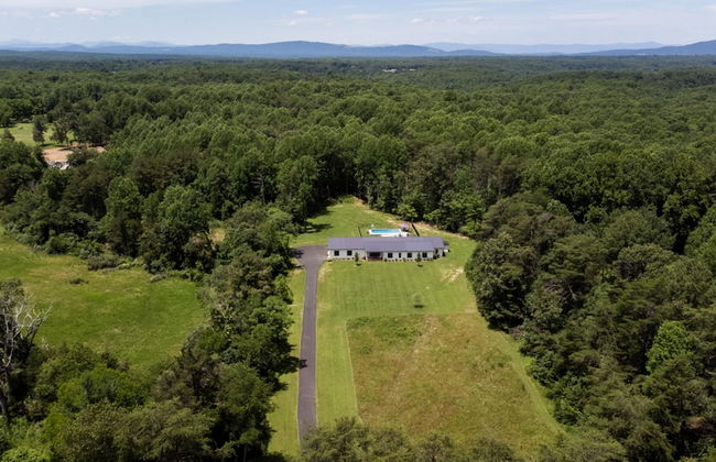 Oasis Near Charlottesville With Pool Grill - Foto 39