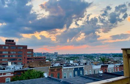 The Blue House! Modern+ Rooftop deck+ Parking - Foto 7