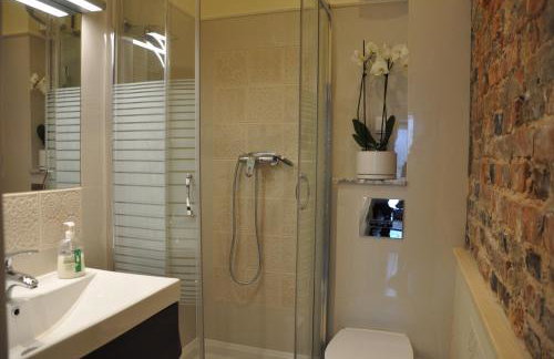 BE WELL 3-Rooms Apartment with Parking and Garden - Foto 25