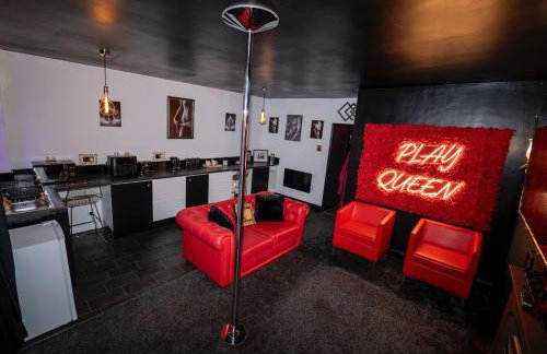 Play Queen - A Playful Unique Hot Tub Retreat - Foto 2