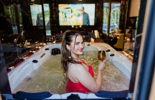 RoyalRelax Apartament w Lesie z Jacuzzi, Kinem domowym 88' - Białystok - Foto 44