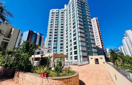 Ap completo com ar e garagem coberta próximo ao metrô - Foto 5