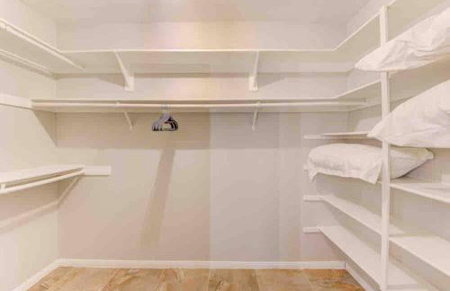 Arcade game room, 2 king beds, ev chargers - Foto 41