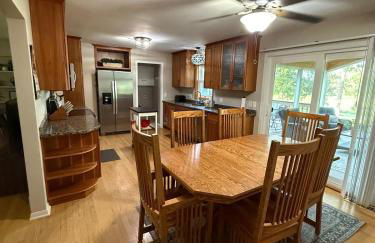 Par-fect Escape on Lake Windsor Golf Course - Foto 22