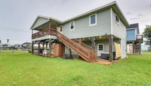 Less Than half Mi to Beach! Hot Tub Haven in Galveston - Foto 2