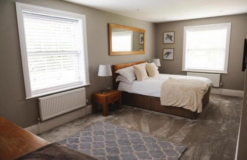 Large Country House with Hot Tub, Pool Table, and Log Burner - Photo 71