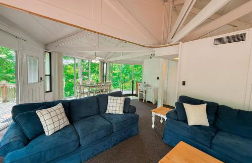 Treetop Village-2Bed2BathPoolsDockPickleball - Foto 19