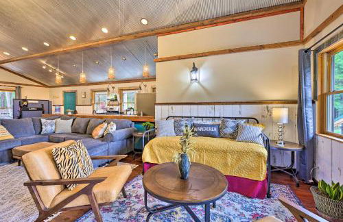 Pet-Friendly Outdoor Paradise with Grill, Decks - Foto 10