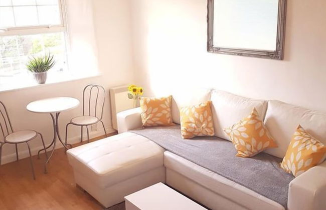 Spacious Bright & Modern Living - Foto 6