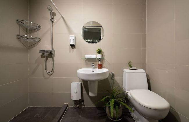 KL Tower - PH Staycation - Photo 74