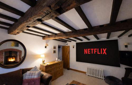 Rural cottage! Wood-fired hot tub Bliss awaits - Photo 3