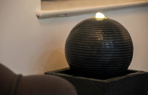 Bradford Luxury Central Apartment with Jacuzzi - Foto 25