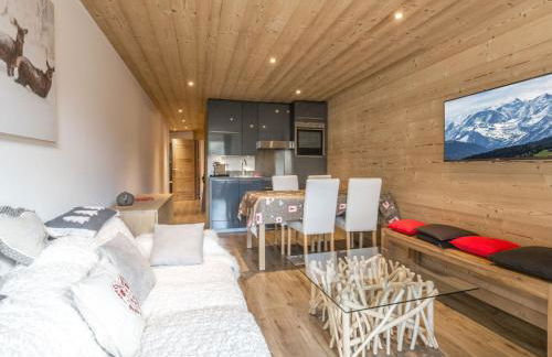 Appartement cosy, pied de piste, cheminée, animaux admis - FR-1-304-153 - Foto 2