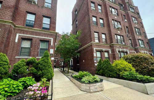 Sunny Jersey City 1BR, 25 min to NYC, 15min to EWR, King Bed, Hammock & Park Views - Foto 28