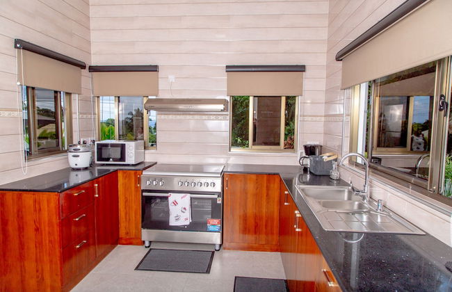 2-bed Apt, Sleeps 5, Near Beau Vallon Beach - Foto 9