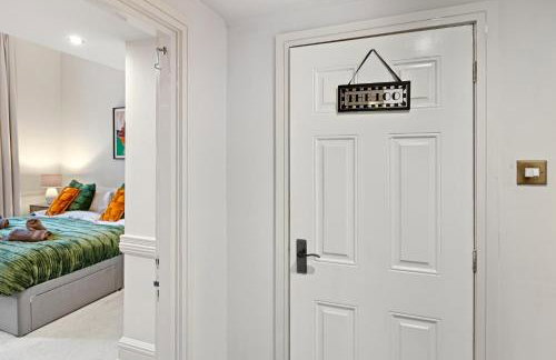 Luxe Victorian Spacious Home Sefton Park with Parking - Foto 10