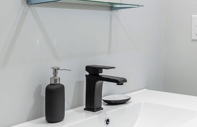 GLOBALSTAY Modern Basement In DT Toronto - Photo 20