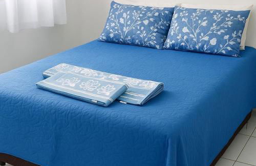 Casa Confortável com duas vagas de garagem e ótima localização - Foto 16