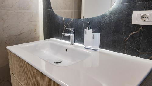 Rho Fiera-CityLife-SanSiro- 20 minutes from the Duomo - Foto 5