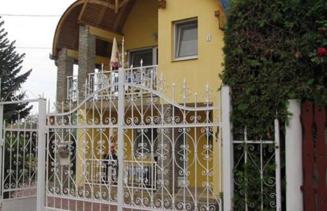 Toldi Apartman - Foto 33