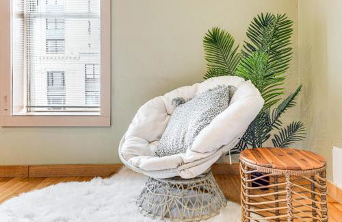 Bring a Pet Historic Downtown Olean Apartment - Foto 11