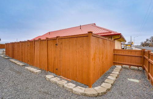 Walk to Main Ave and Soap Lake! Pet-Friendly Studio - Foto 18