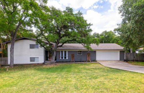 San Marcos 5BR Retreat with Pool Near TXST - Foto 51