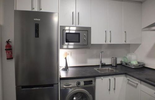 Confortable completo ideal para famila parejas trabajo - Foto 19